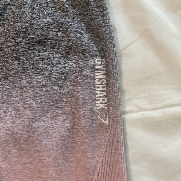 GymShark Adapt Seamless Gray Pink Ombré - Picture 8 of 15